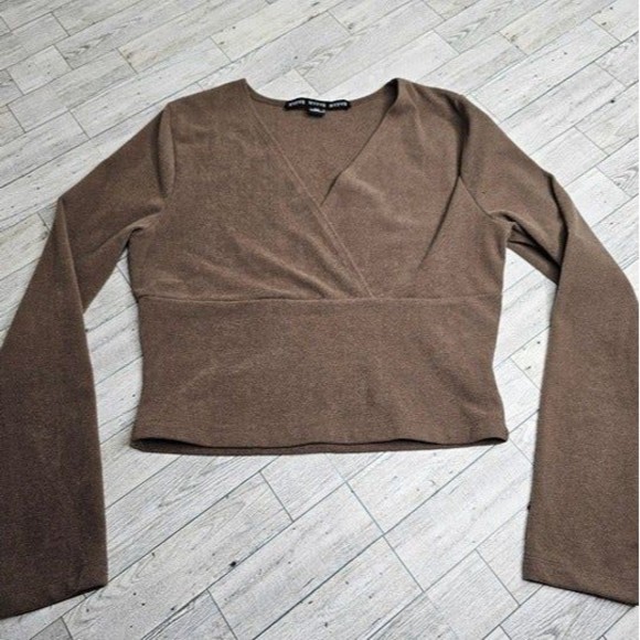 HYFVE Brown Ribbed Cropped LS Cross-Front Top, Size M - Picture 2 of 6